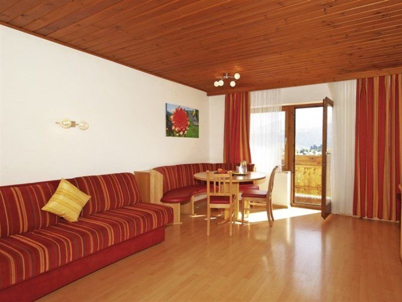 Ferienhaus And Reiterhof Poettler Flachau Extérieur photo